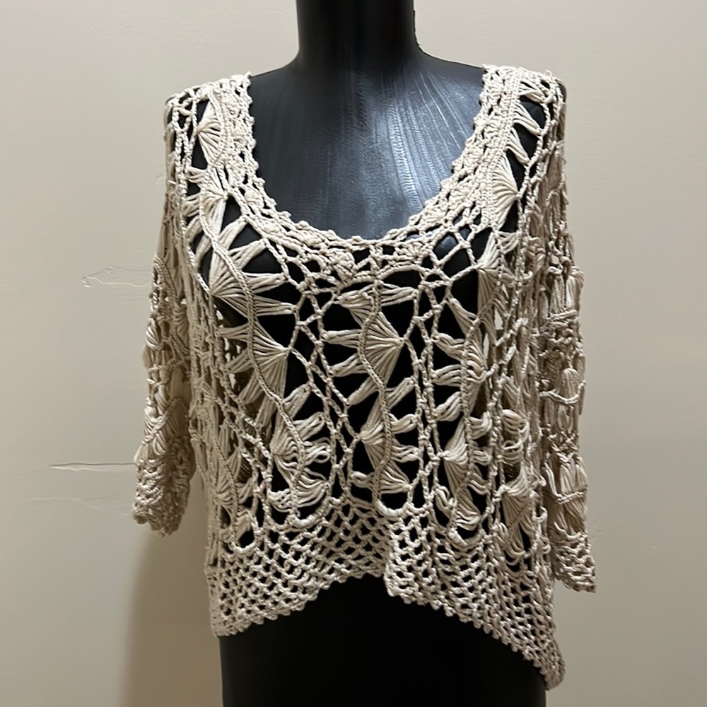 Beige crochet pullover top large